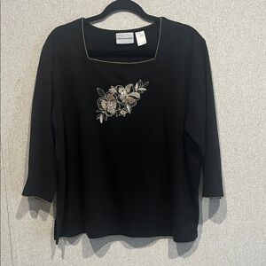 Alfred Dunner Black Floral Embroidered Blouse